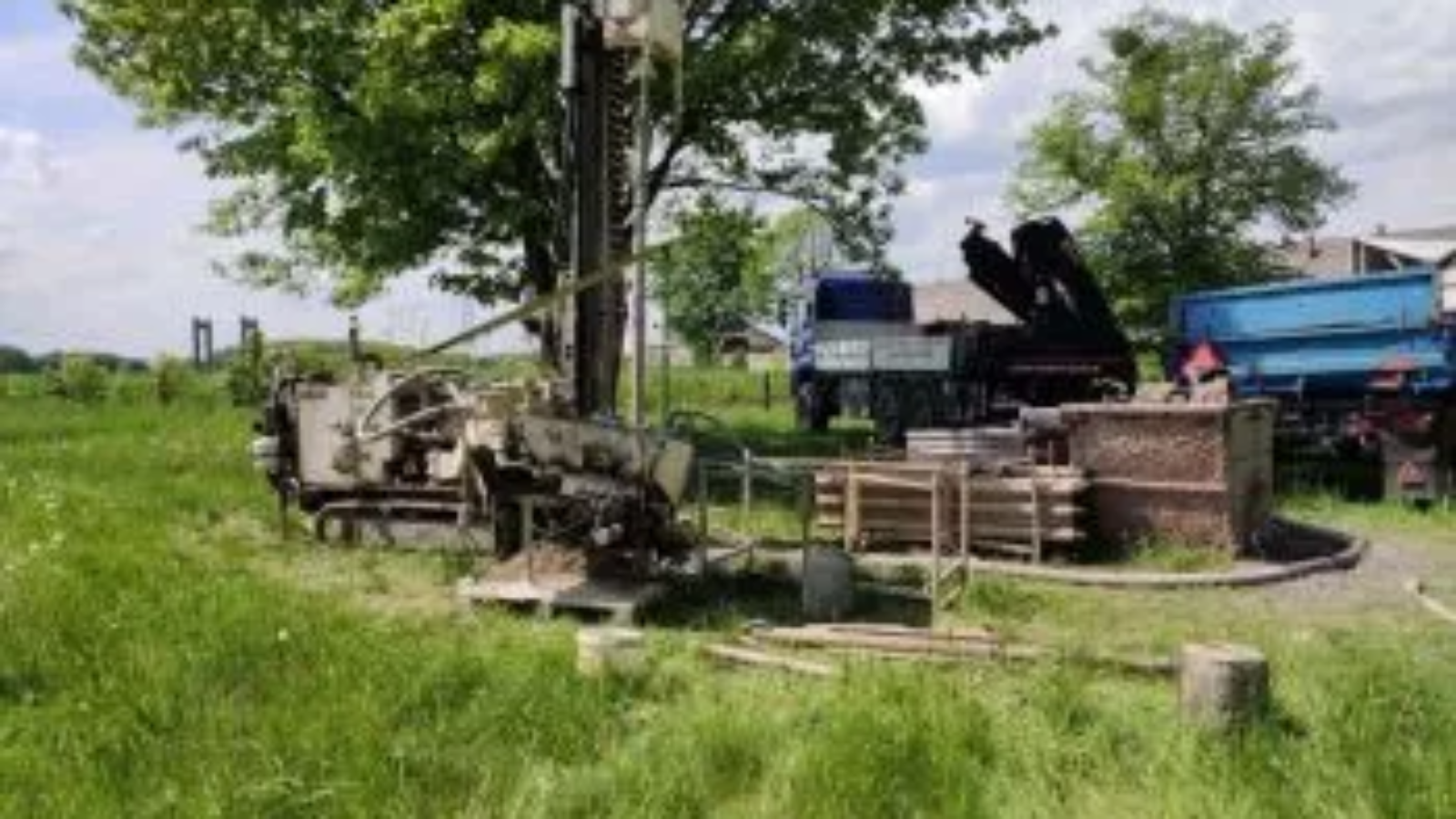 x2-46ee5ef5.jpg.pagespeed.ic.BgxdGjmnwd